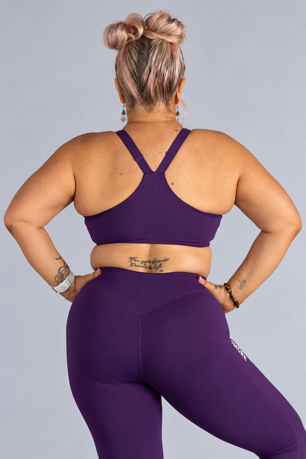 #color_tyrian