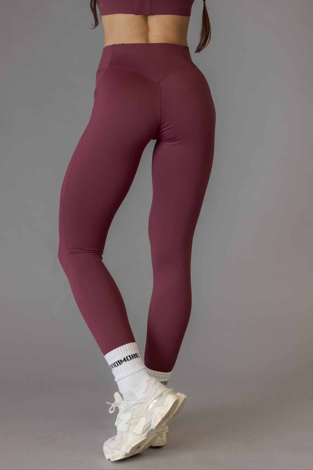 #color_majestic-mulberry
