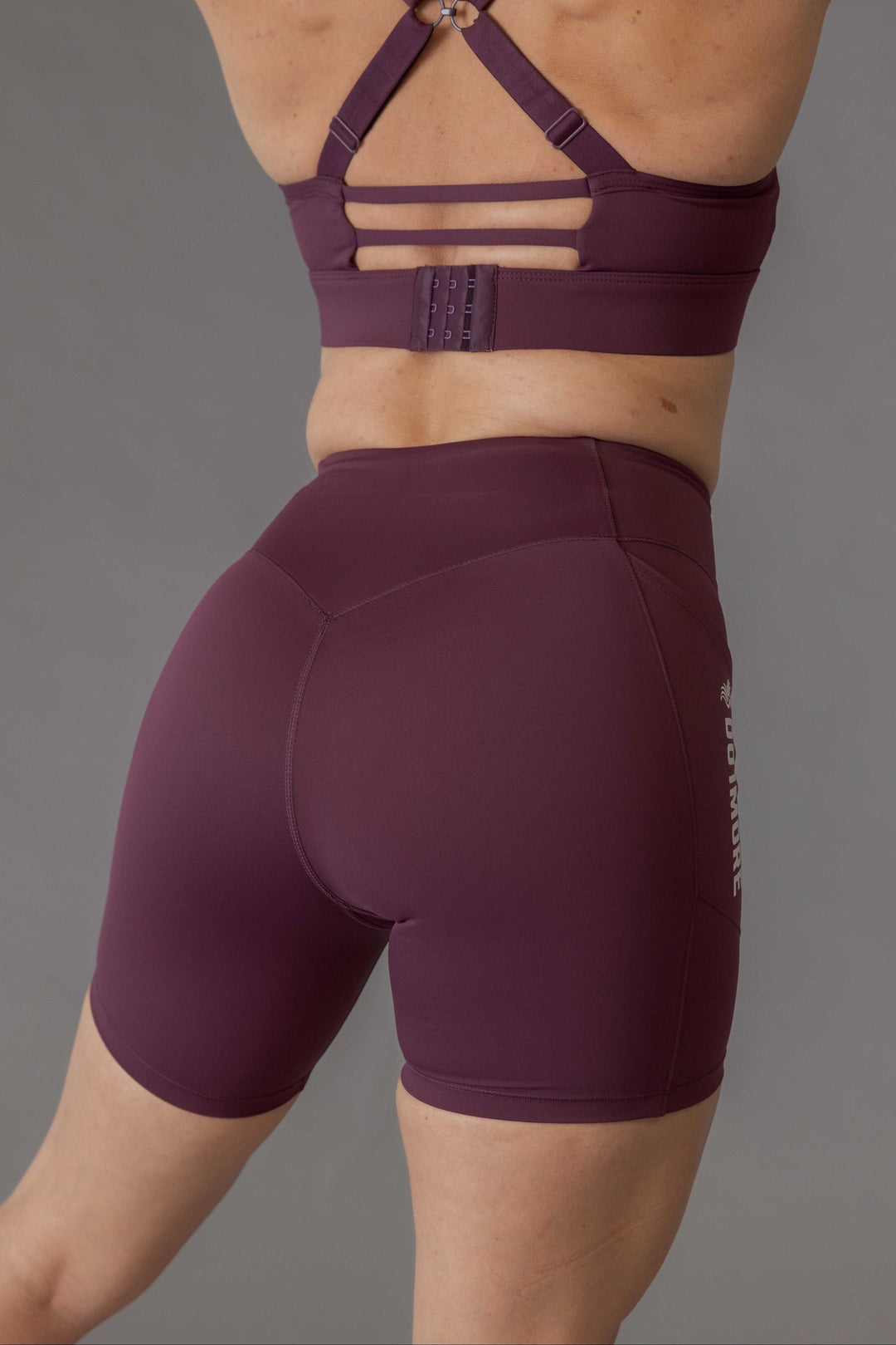 #color_midnight-mulberry
